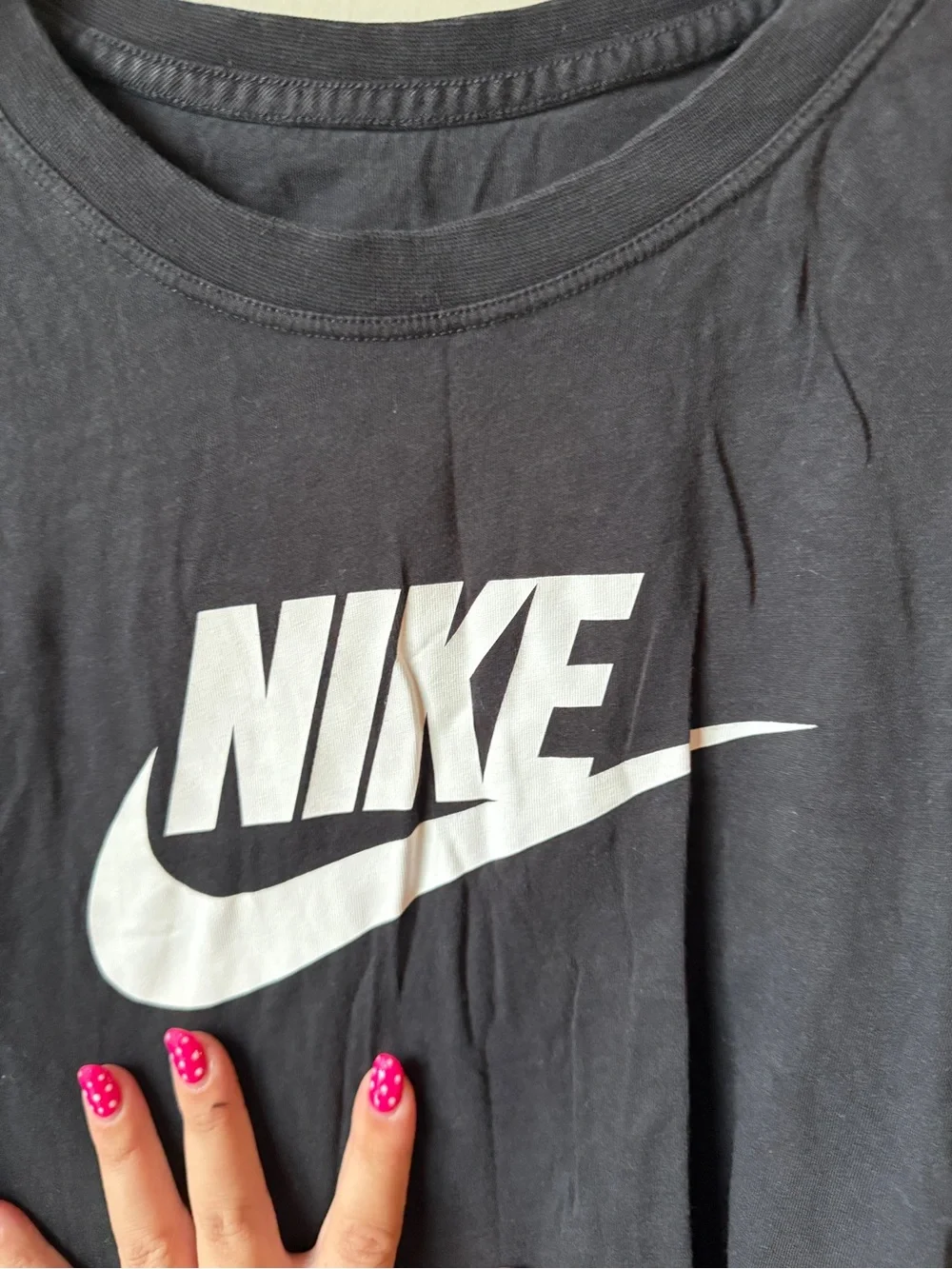 Nike Black Cropped Logo T-Shirt Loose Fit Athletic Streetwear